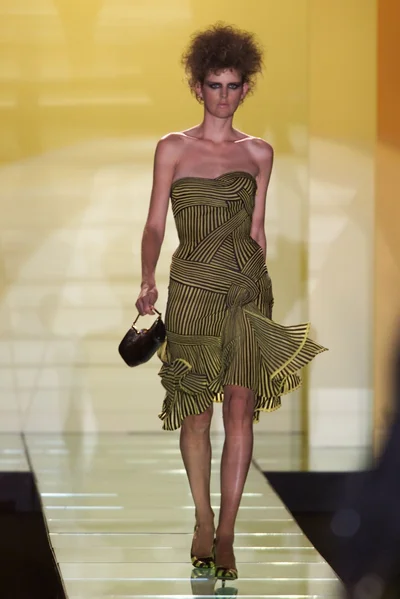 Look 2